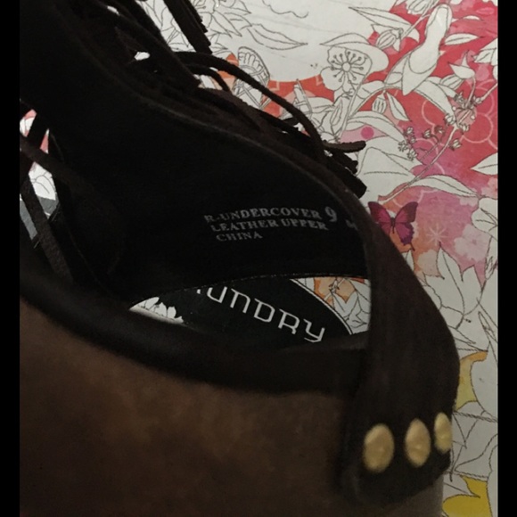 Chinese laundry tassel wedge sandals - Picture 7 of 10